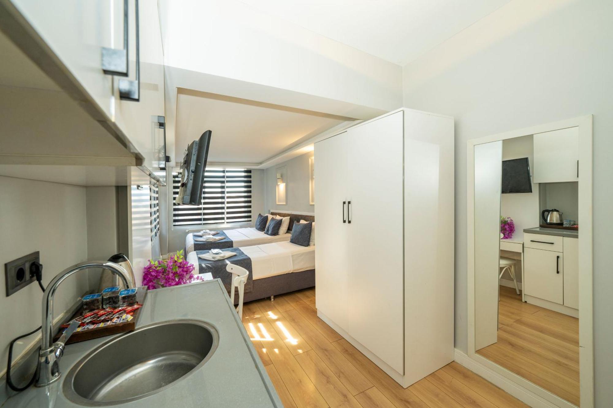 Luce Suites Taksim Istanbul Exterior photo