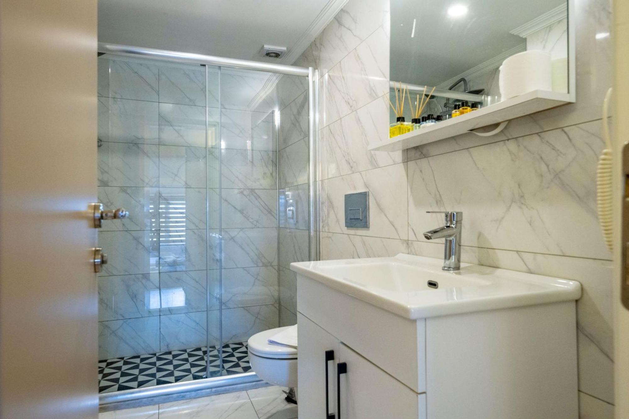 Luce Suites Taksim Istanbul Exterior photo
