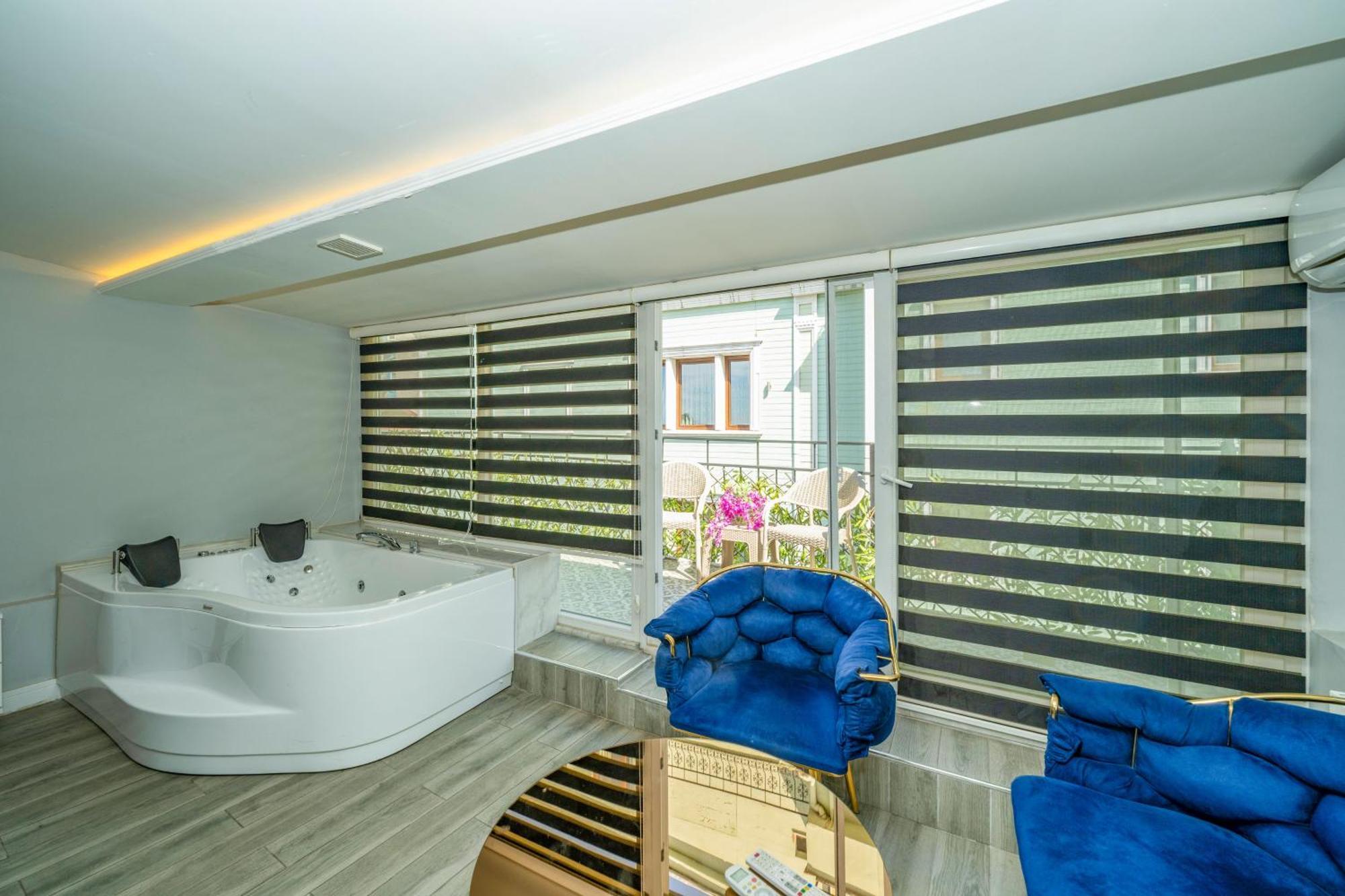 Luce Suites Taksim Istanbul Exterior photo